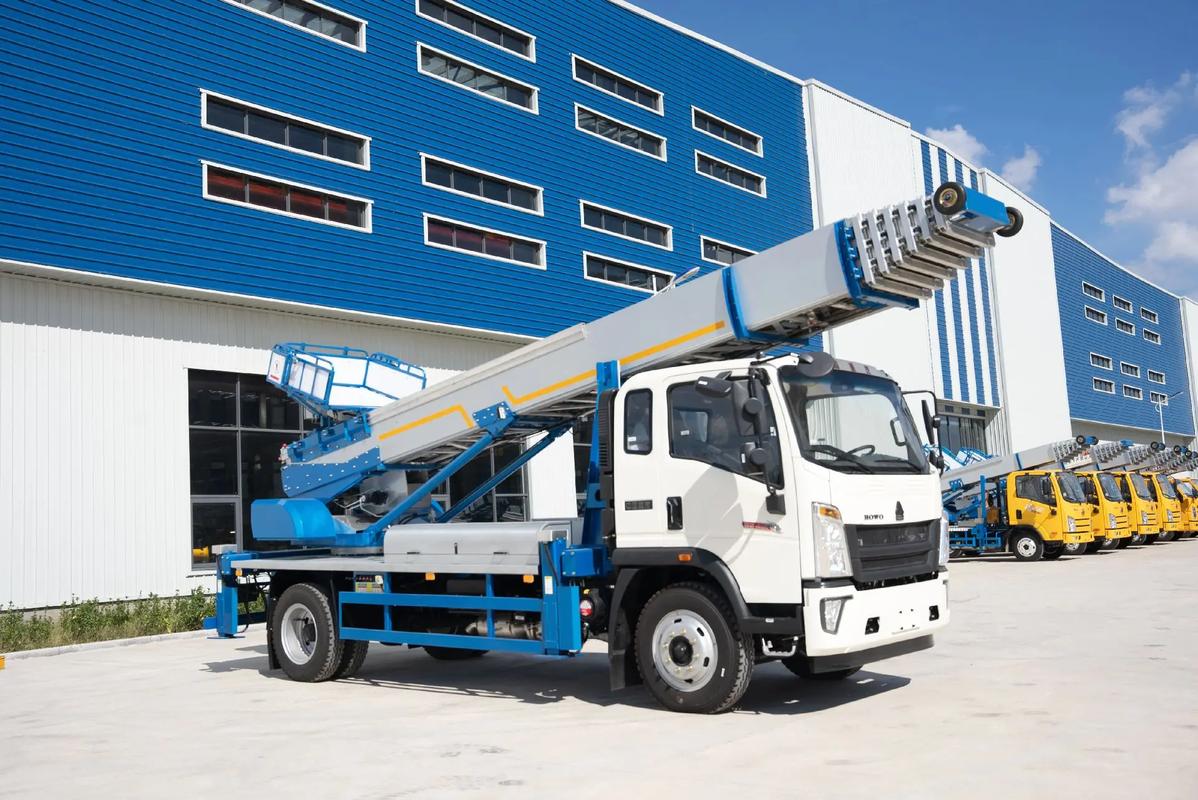 隆广镇出租云梯车高空作业车 建筑垃圾搬运